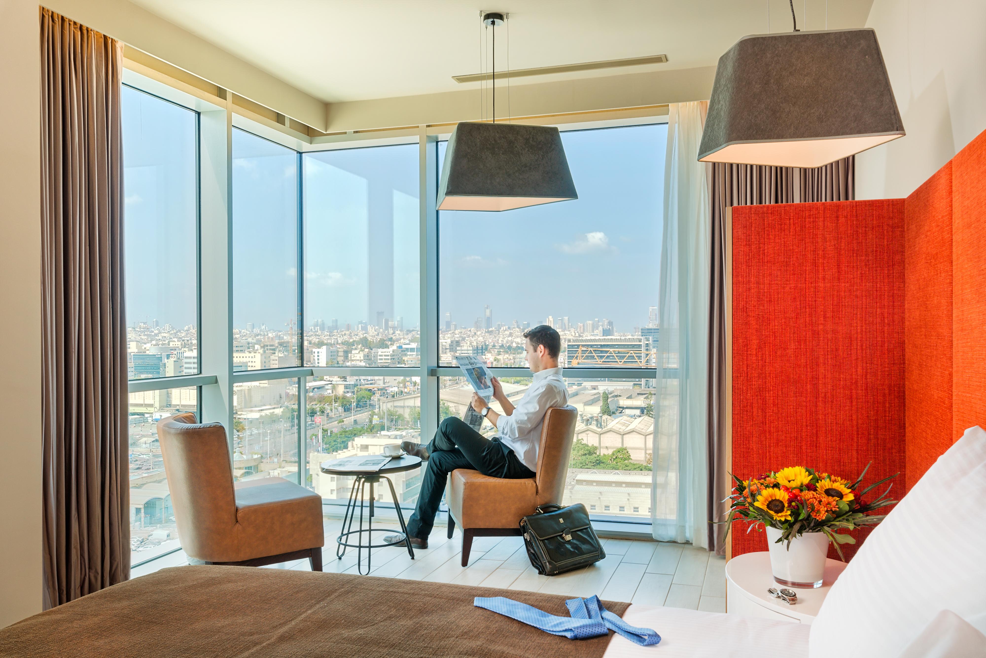 Prima Link Hotel Petach Tikva Bagian luar foto
